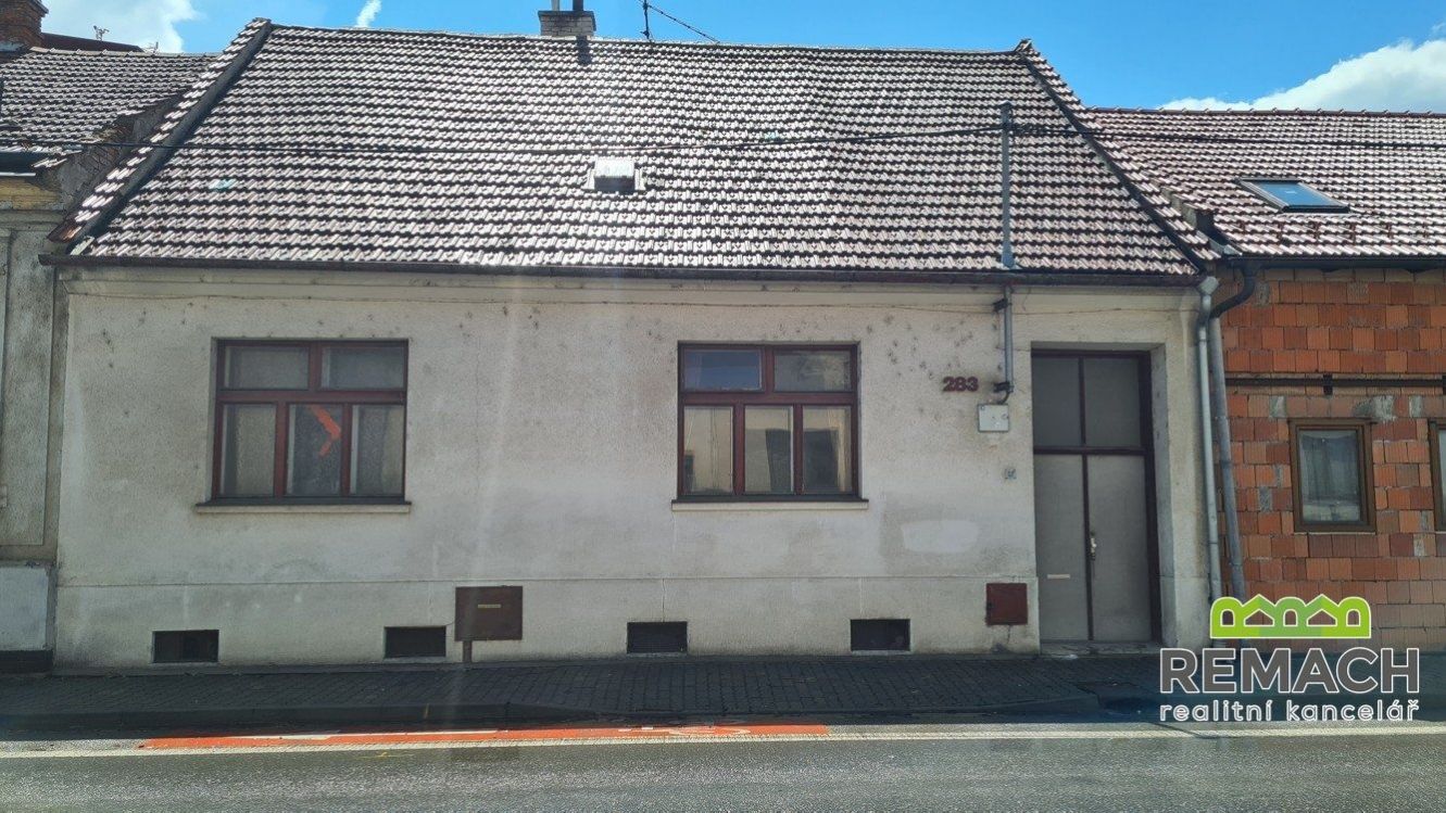 Prodej, Rodinné domy, Stavební pozemky,142 m2 - Uherské Hradiště, obrázek č. 1