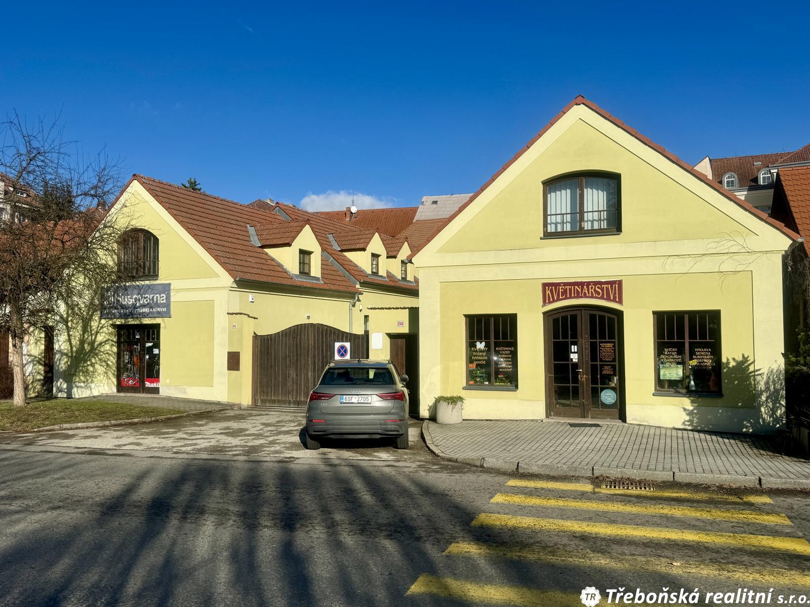 Prodej komerčního domu Týn nad Vltavou, obrázek č. 1