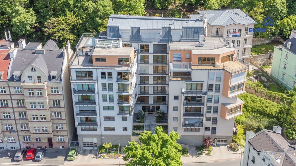 Prodej, byt, 3+kk, garáž, 130 m2, Karlovy Vary - Na Vyhlídce, obrázek č. 1