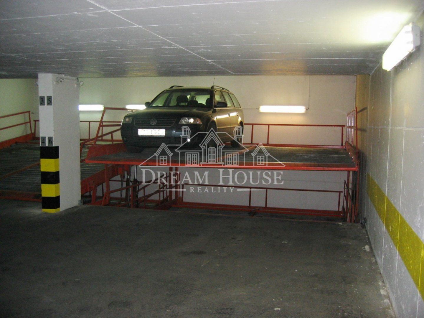 Pronájem parkovacího místa v podzemní garáži, Praha 2 - Vinohrady, v zakladači, obrázek č.2