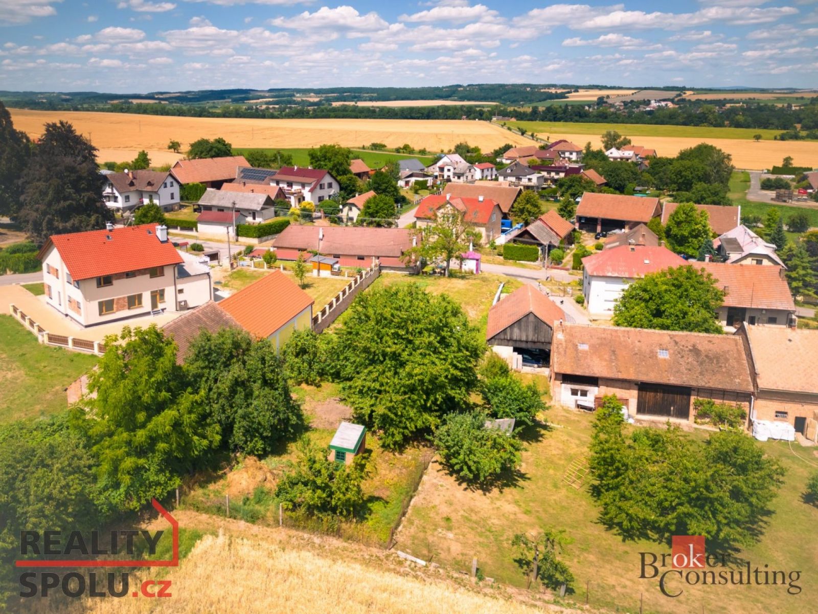 Prodej, pozemky/bydlení, 1234 m2, Hněvčeves, Hradec Králové [ID 51506], obrázek č. 1