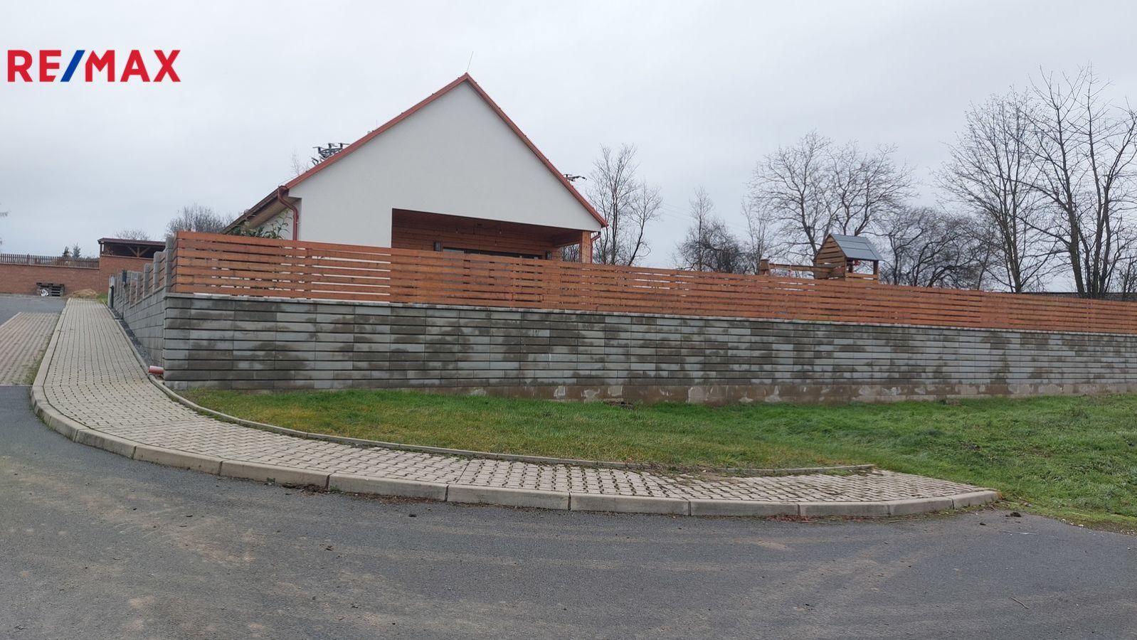 Prodej domu Horní Beřkovice 132m2, plocha pozemku 815m2., obrázek č. 2