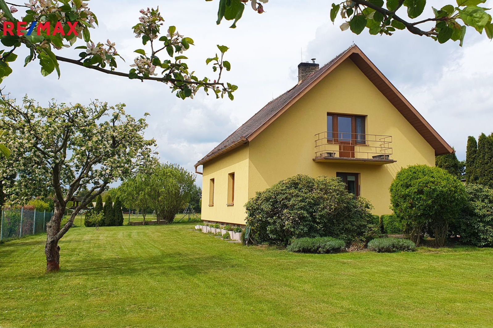 Rodinný domek se zahradou 1002 m2 a garáží, Sulice Želivec, Praha - východ, obrázek č. 1