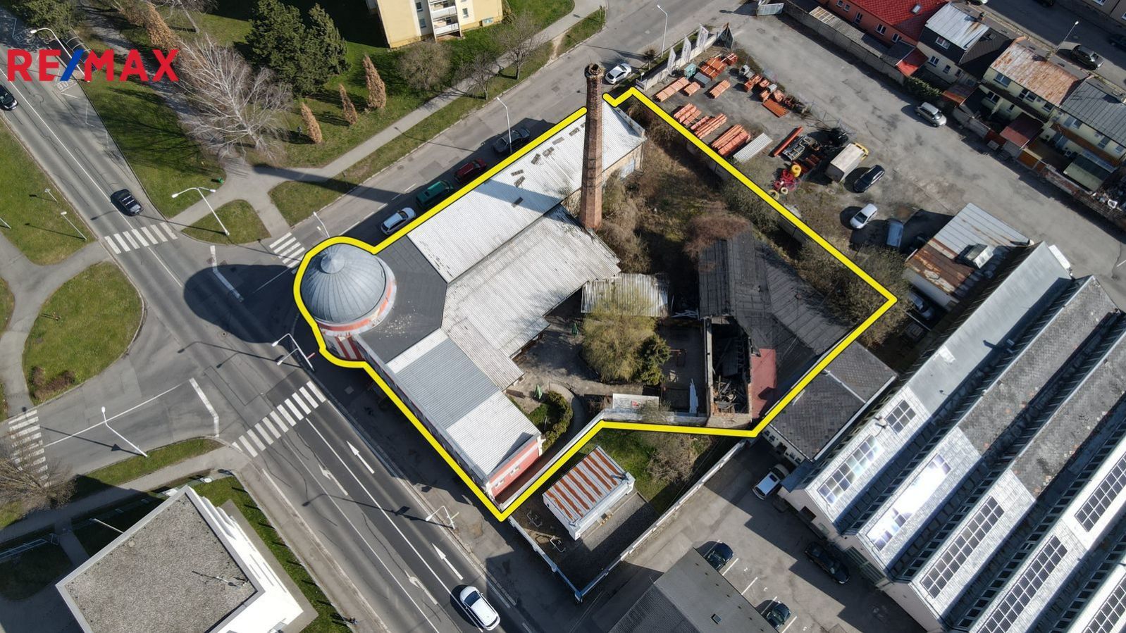 Prodej stavebního pozemku s komerčním objektem Šumperk, obrázek č. 1