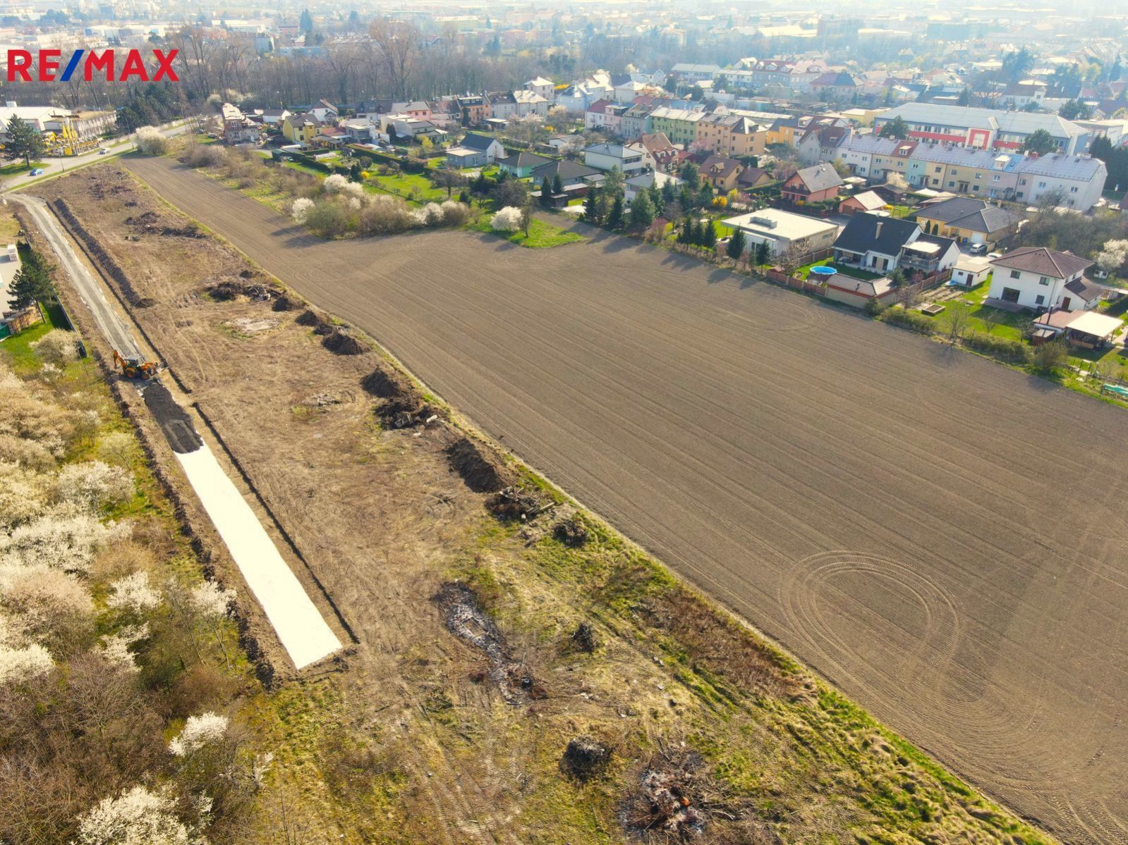 Prodej stavebního pozemku s výstavbou rodinného domu 390 m, Olomouc - Chválkovice, obrázek č. 2