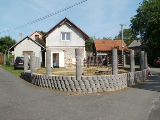 Prodej rodinný dům 5+kk po rekonstrukci, v obci Miletín, okres Kutná Hora, obrázek č. 2