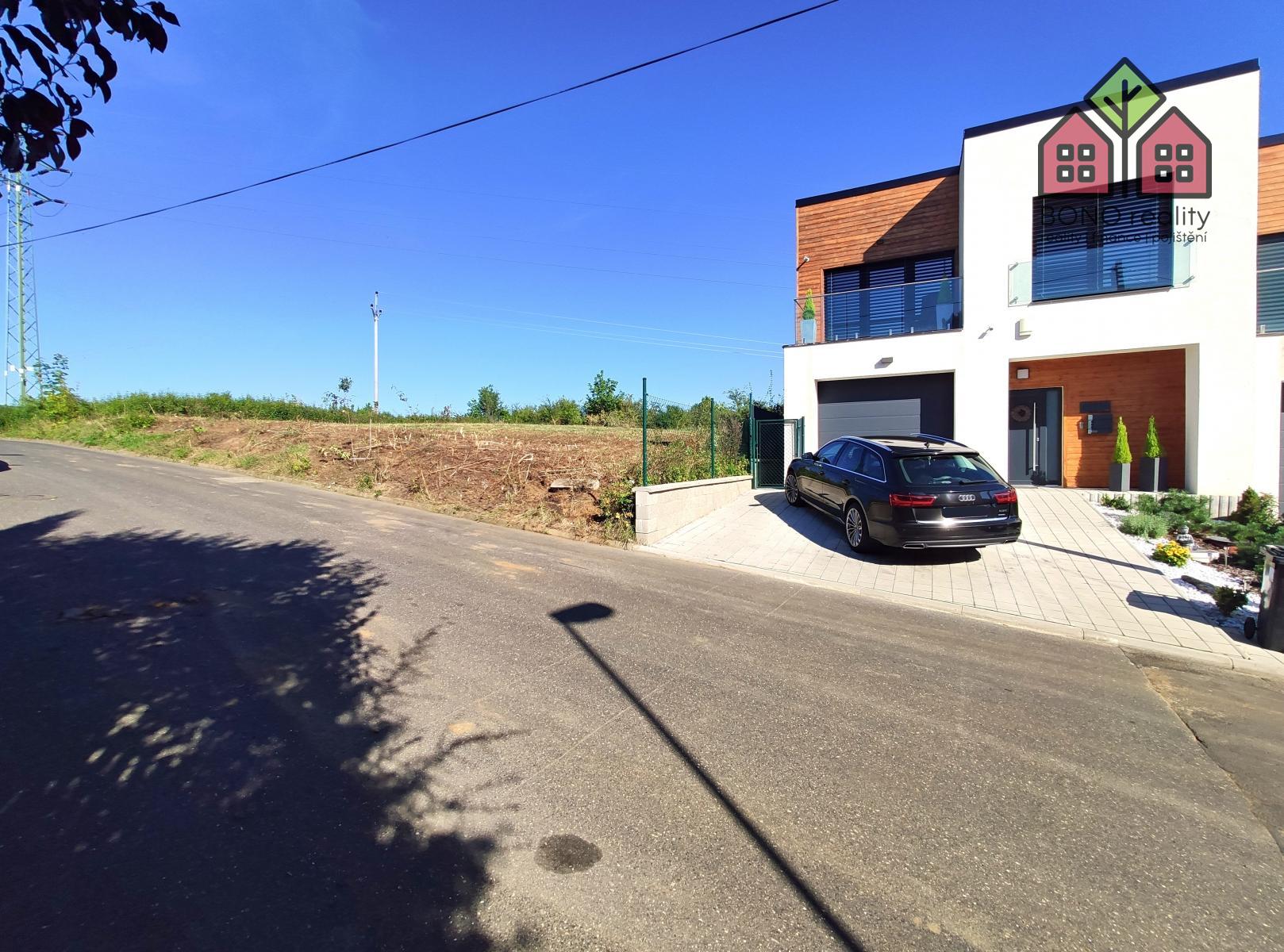 Stavební pozemek, 779 m2, inženýrské sítě v dosahu, vilová část Nové Trnovany, Teplice. , obrázek č. 2