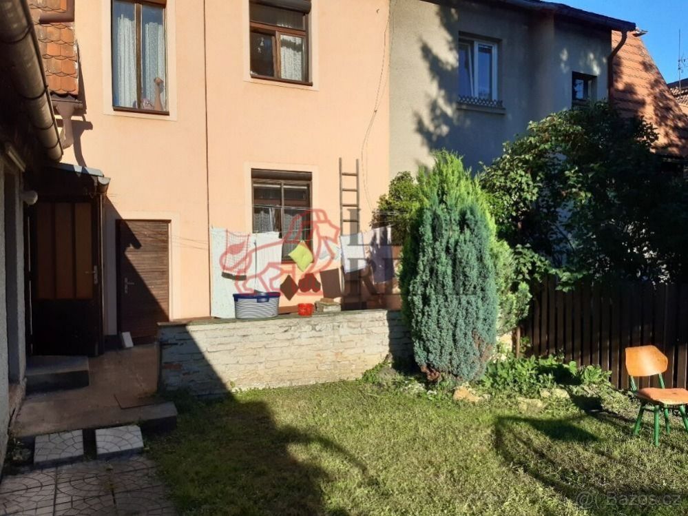 Pronájem bytu (s možností využití zahrady) v rodinném domě, Praha -Žižkov., obrázek č. 1