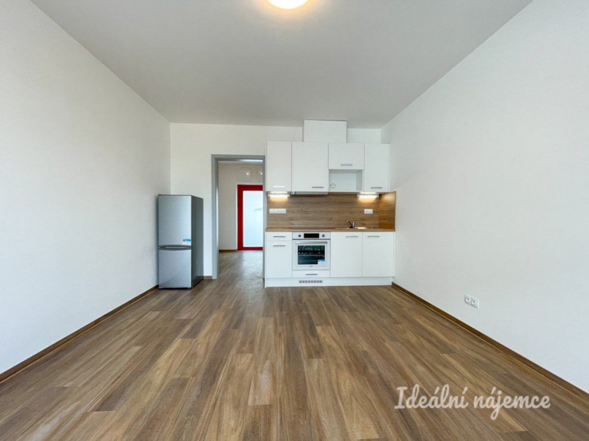 Pronájem bytu 1+kk, Pazourková, Kuřim, 12.900 Kč/měs, 31 m2, obrázek č. 3