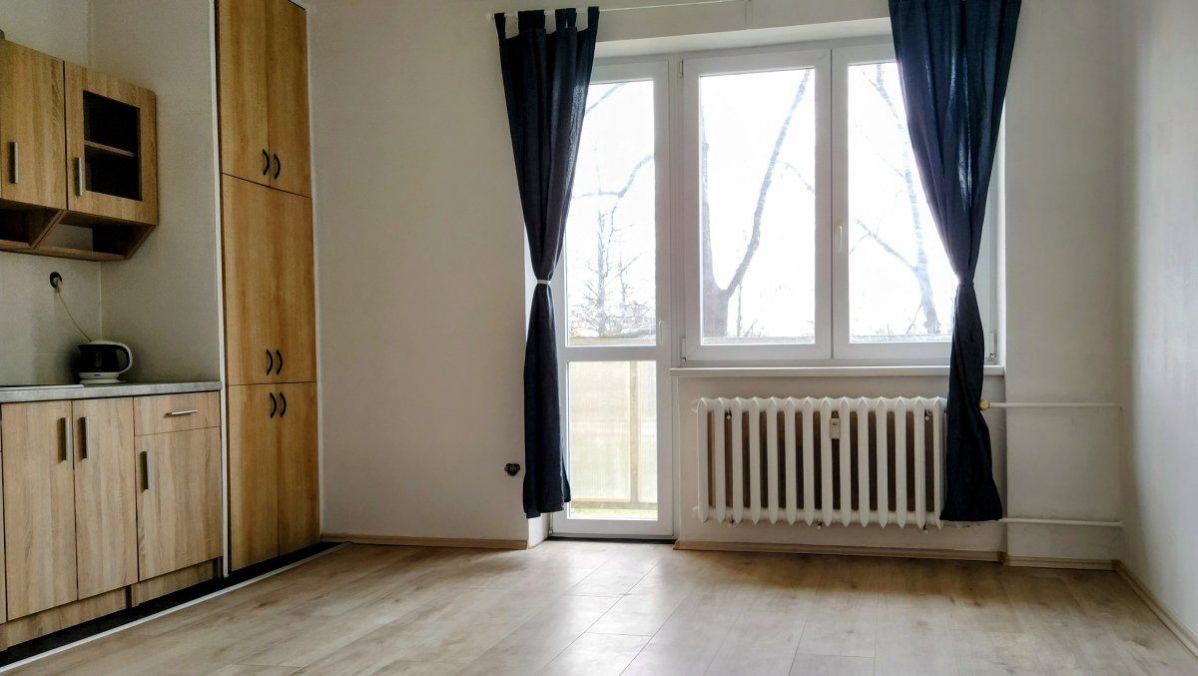 Pronájem bytu 1+kk, Aleše Hrdličky, Poruba-sever, 8400 Kč/měs, 24 m2, obrázek č. 1
