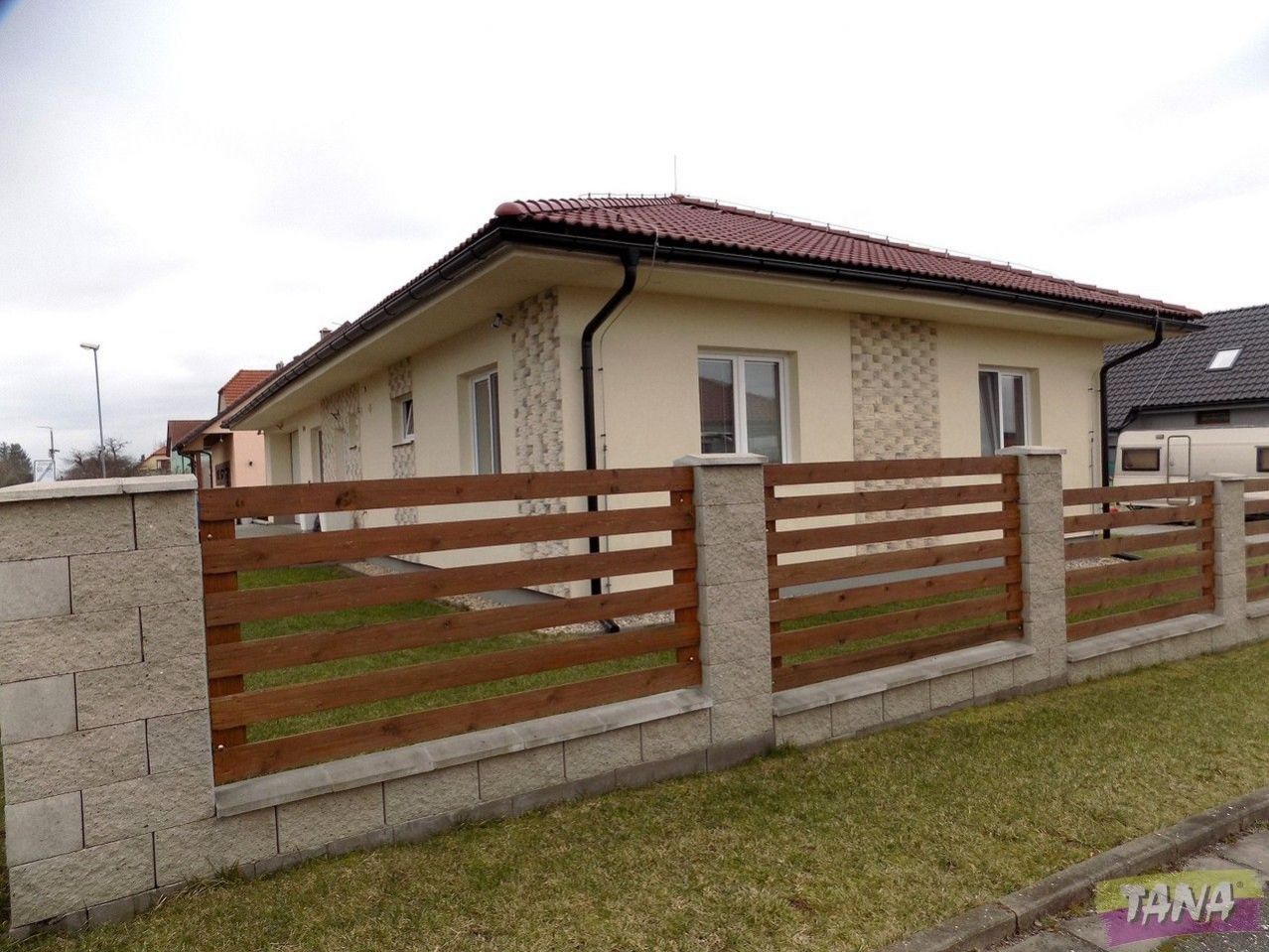 Prodej rodinného domu v obci Křečkov, okr. Nymburk., obrázek č. 2
