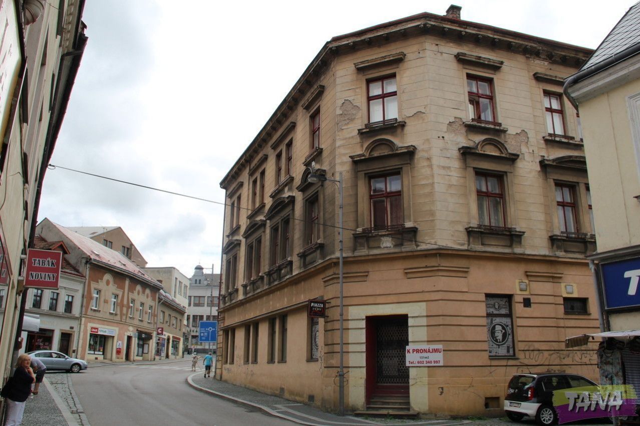 Prodej městského  činžovního domu  v centru  města Turnov, obrázek č. 1