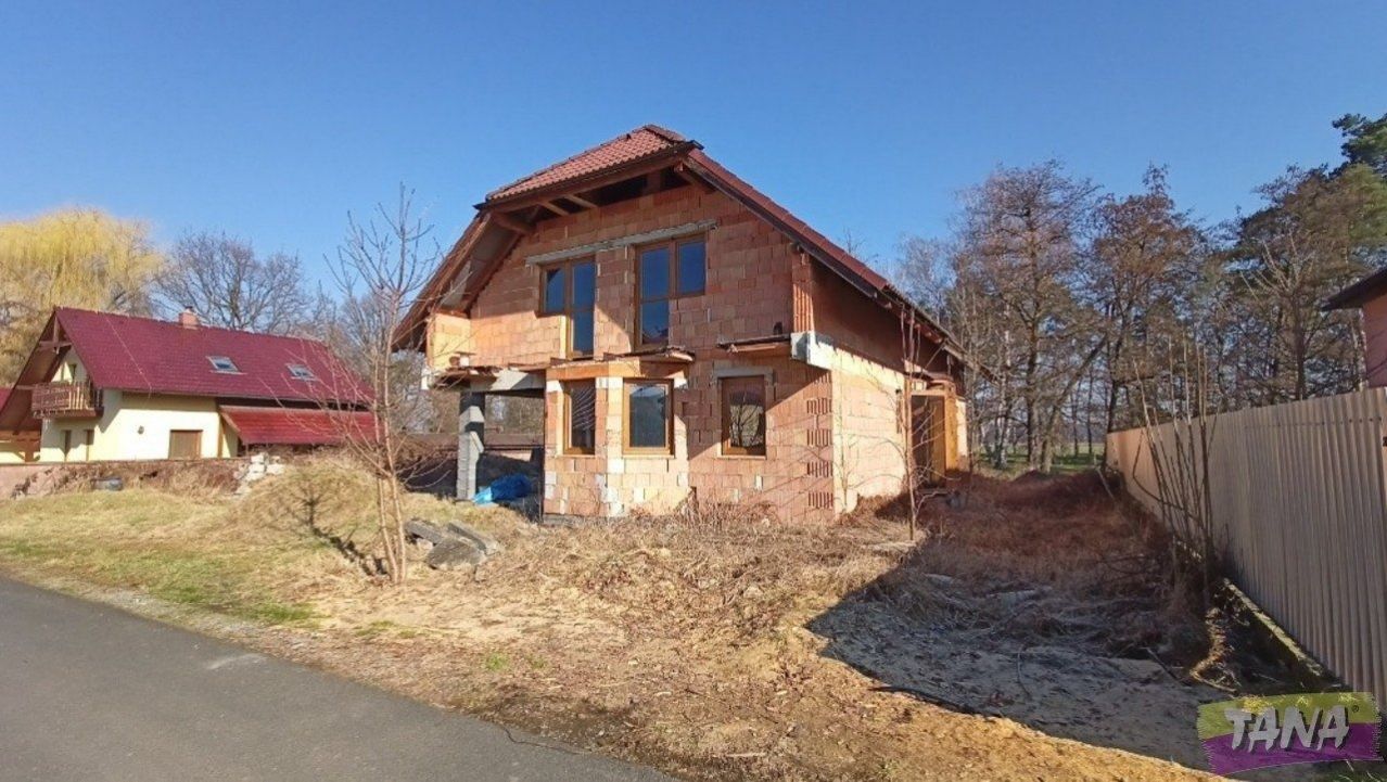 Prodej rodinné domy, 210 m2 - Sokoleč, obrázek č. 1