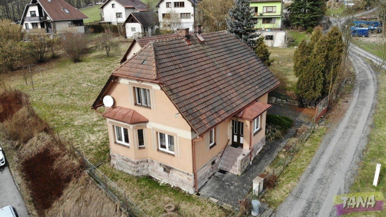 Prodej rodinné domy, 190 m2 - Košťálov, obrázek č. 2