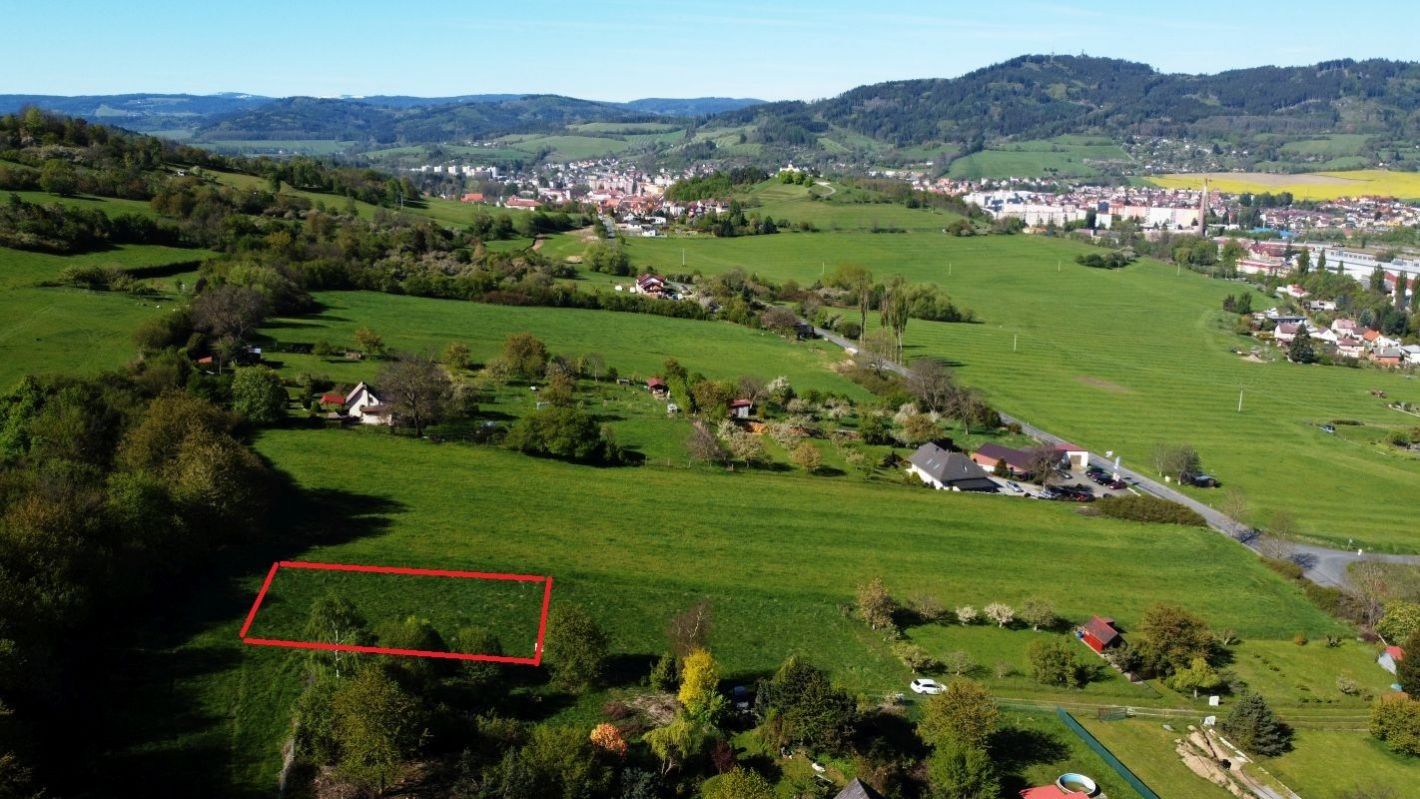 Prodej pozemku učený k výstavbě chaty, menšího RD v Sušici, obrázek č. 2
