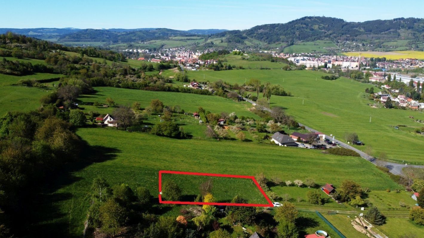 Prodej pozemku učený k výstavbě chaty, menšího RD v Sušici, obrázek č. 3
