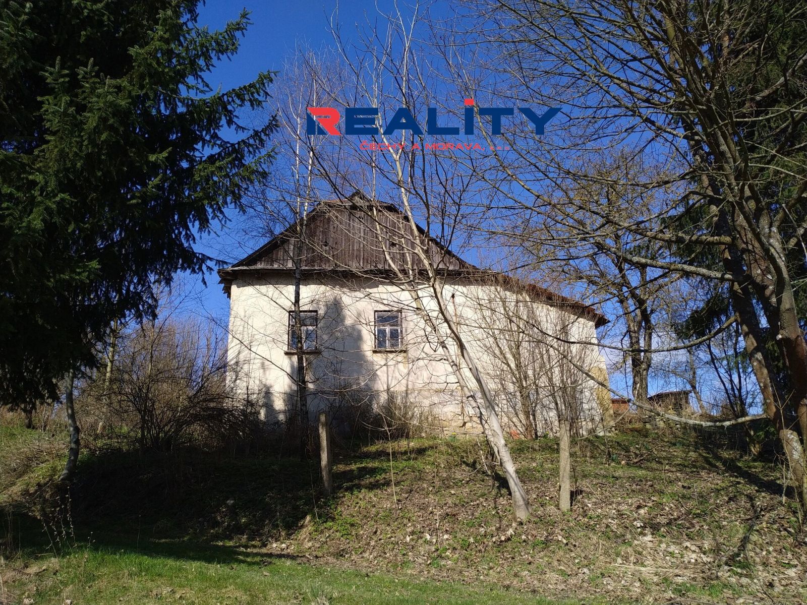 Prodej rodinného domu k rekonstrukci v obci Mikuleč, obrázek č. 2