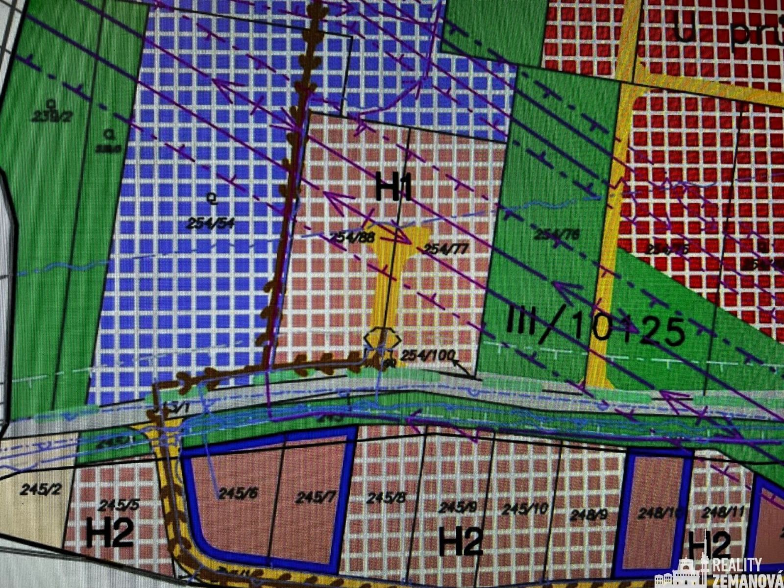 K pronájmu dva stavení pozemky (3.340 m2 a 3.617 m2) o celkové výměře 6.957 m2, Vysoký Újezd, obrázek č. 2