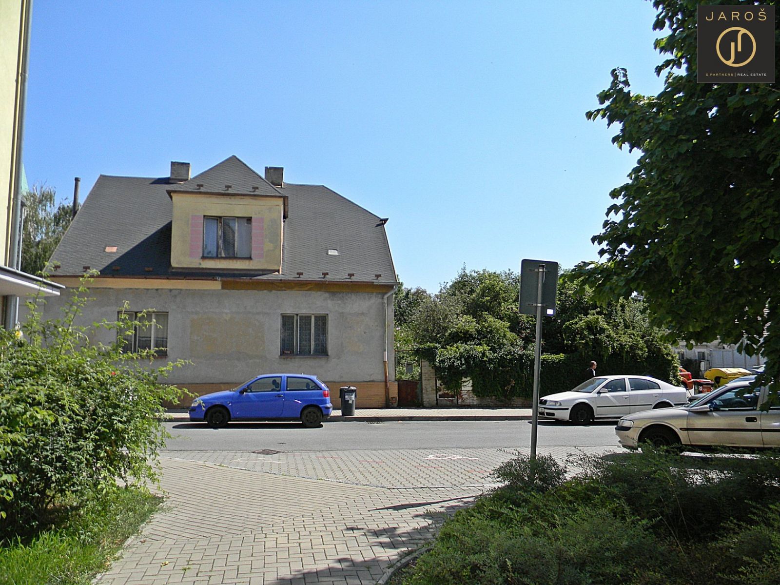 Prodej RD 250 m2 s pozemkem 452 m2, ulice Dr. Marodyho, - Praha 9 - Čakovice, obrázek č. 1