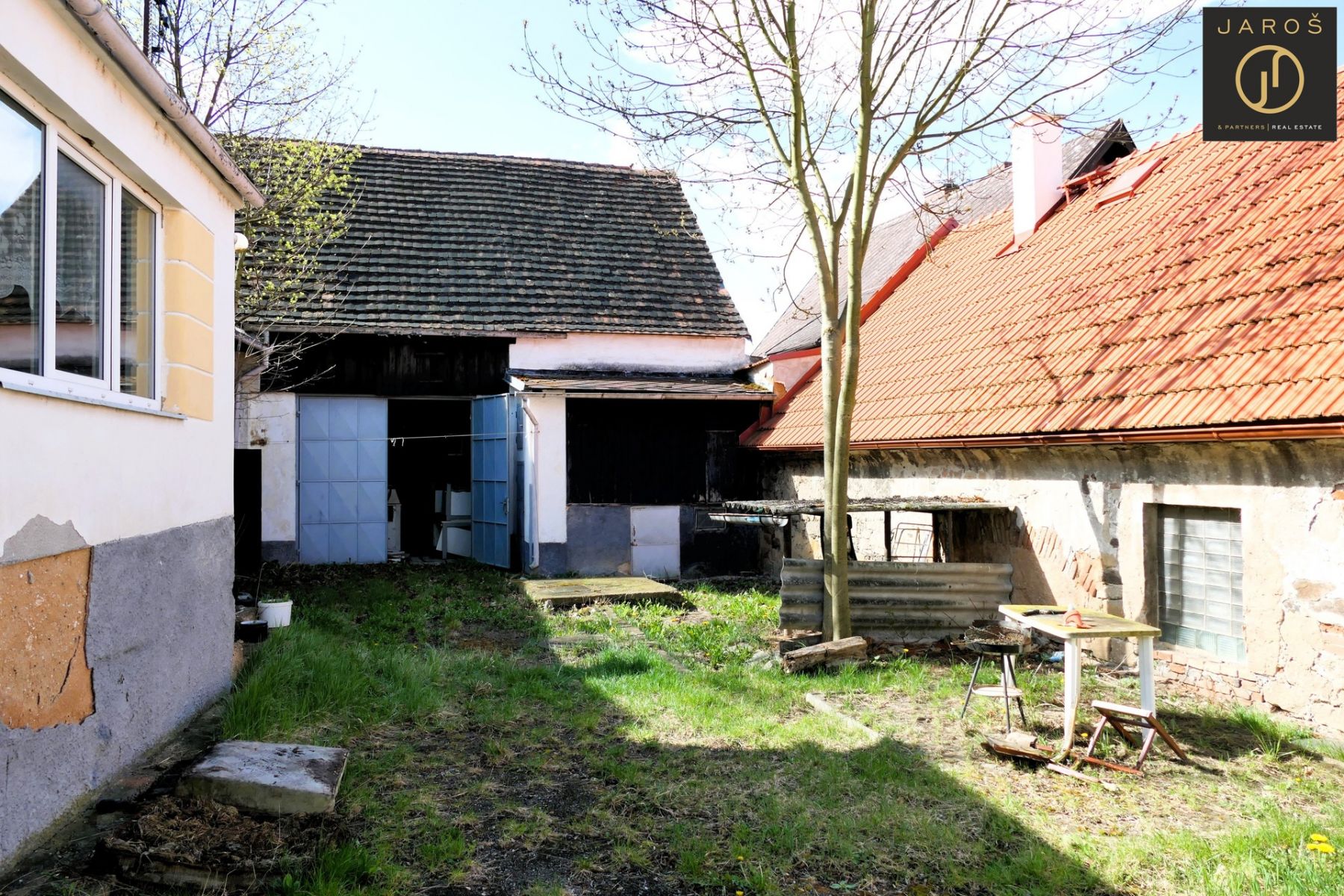 Plzeň Božkov - RD s dvorem, stodolou a zahradou s přímým přístupem na Božkovský ostrov, pozemek 710 , obrázek č. 2