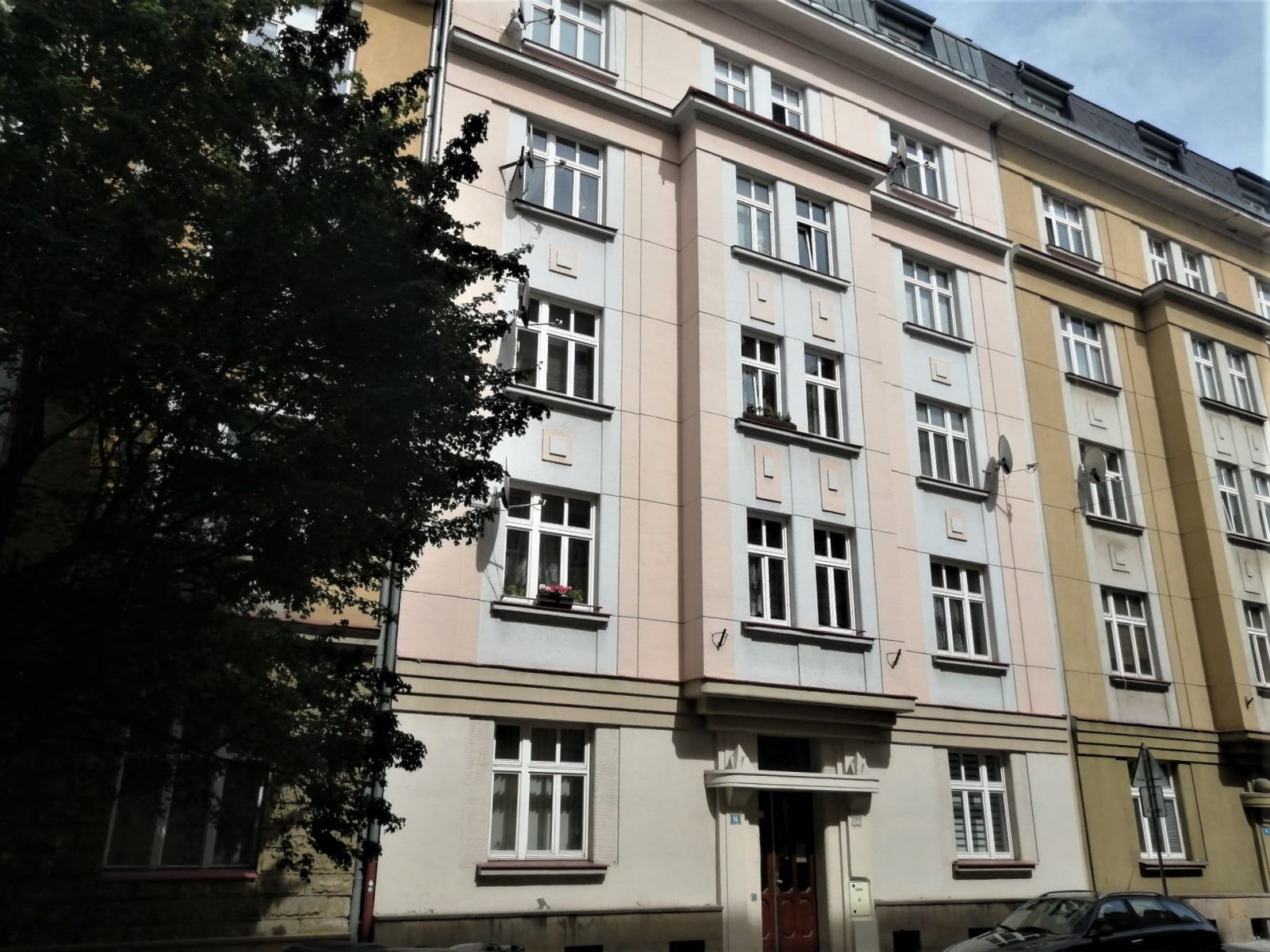 Prodej bytu 2+1 v centru Karlových Varů, obrázek č. 1