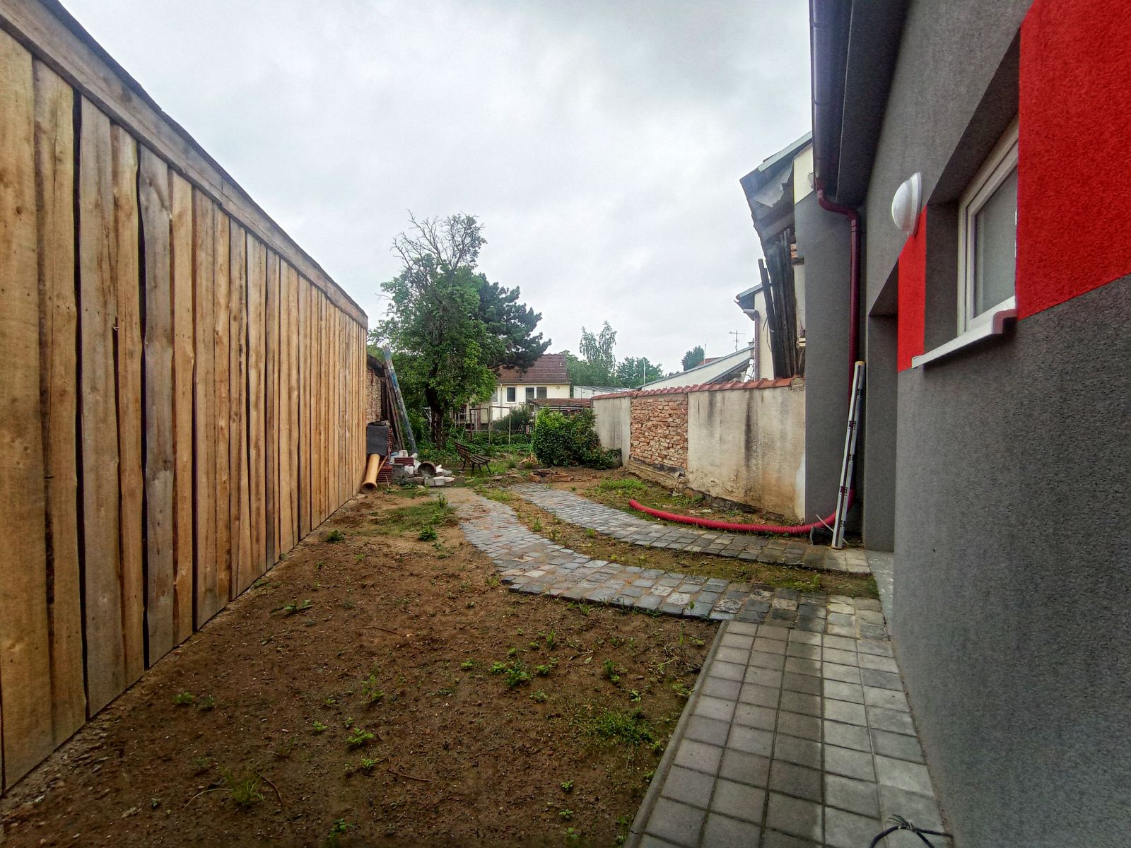 Pronájem nového rodinného domu v klidné části Brna o dispozici 3+1 186 m2, obrázek č.23
