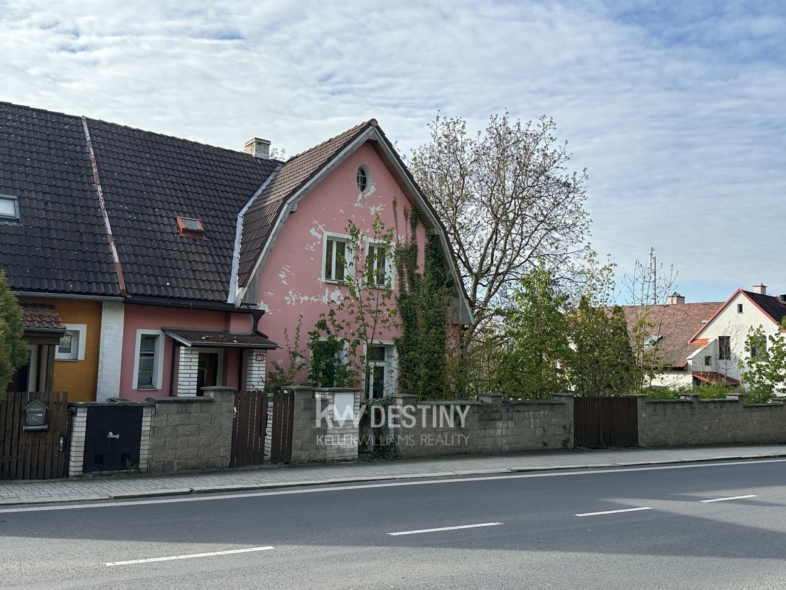 Prodej rodinného domu v Oseku, 150 m2, obrázek č. 3