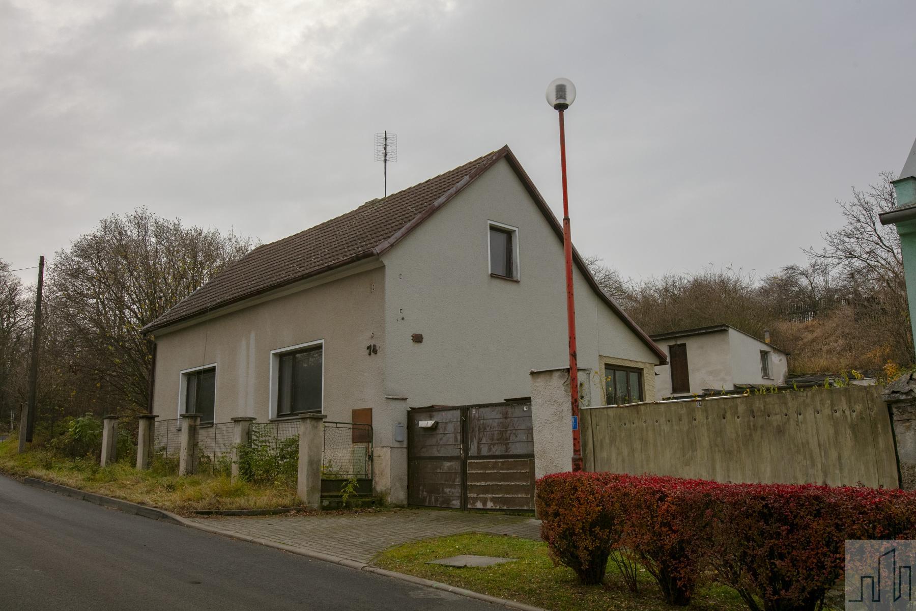 Prodej rodiného domu v obci Polerady u Mostu, obrázek č.1