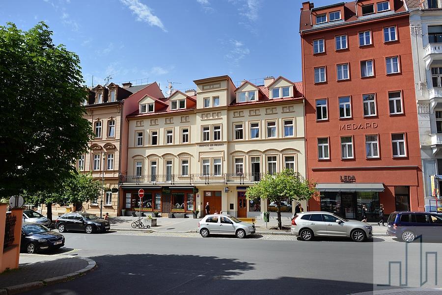 Prodej krásného a prostorného bytu 3+1 na skvělé adrese v Karlových Varech, obrázek č. 3