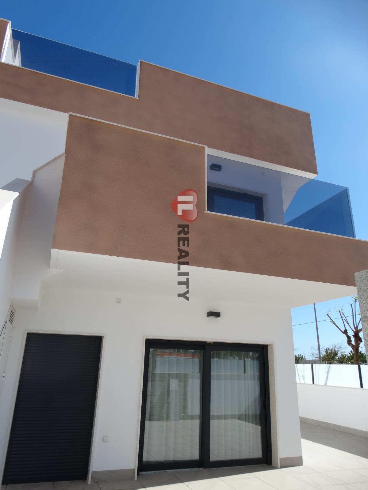 Prodej apartmán 3+kk, Piar de la Horadada, bazén, parkování, terasa, nebo střešní terasa  , obrázek č. 2