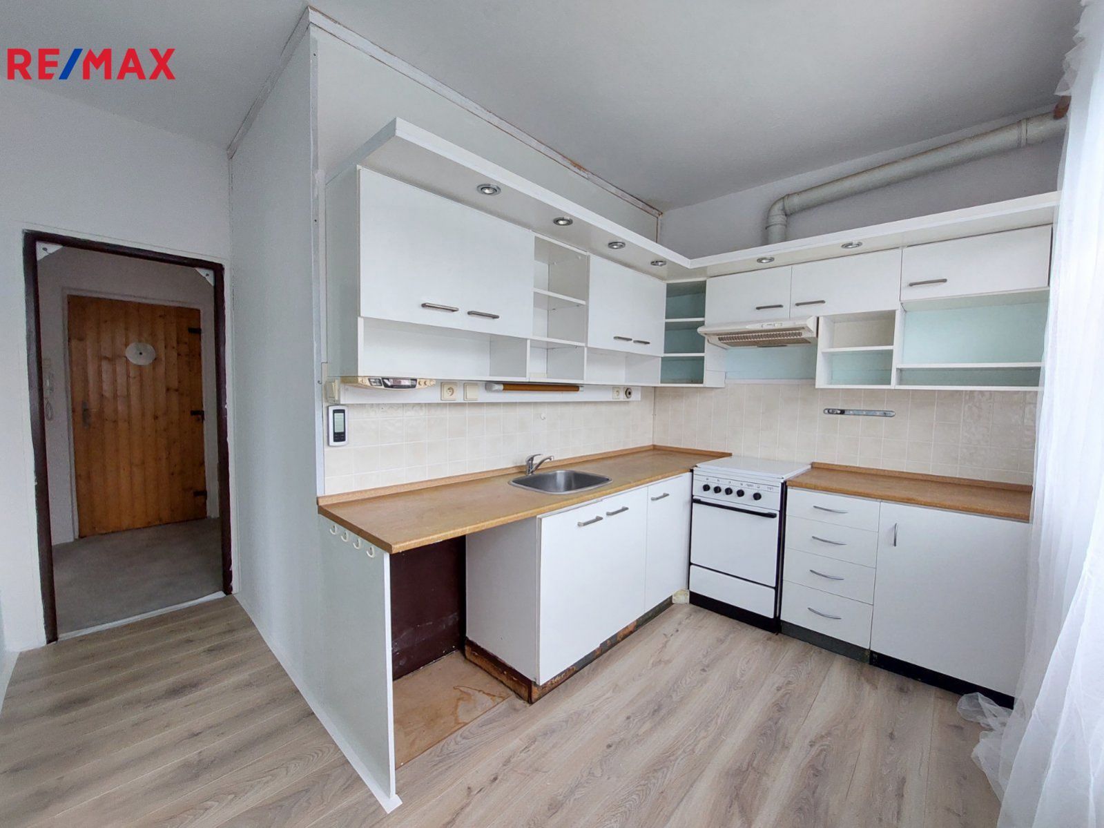 Prodej bytu 2+1 po rekonstrukci o celkové výměře 54 m2 v Rotavě., obrázek č. 3