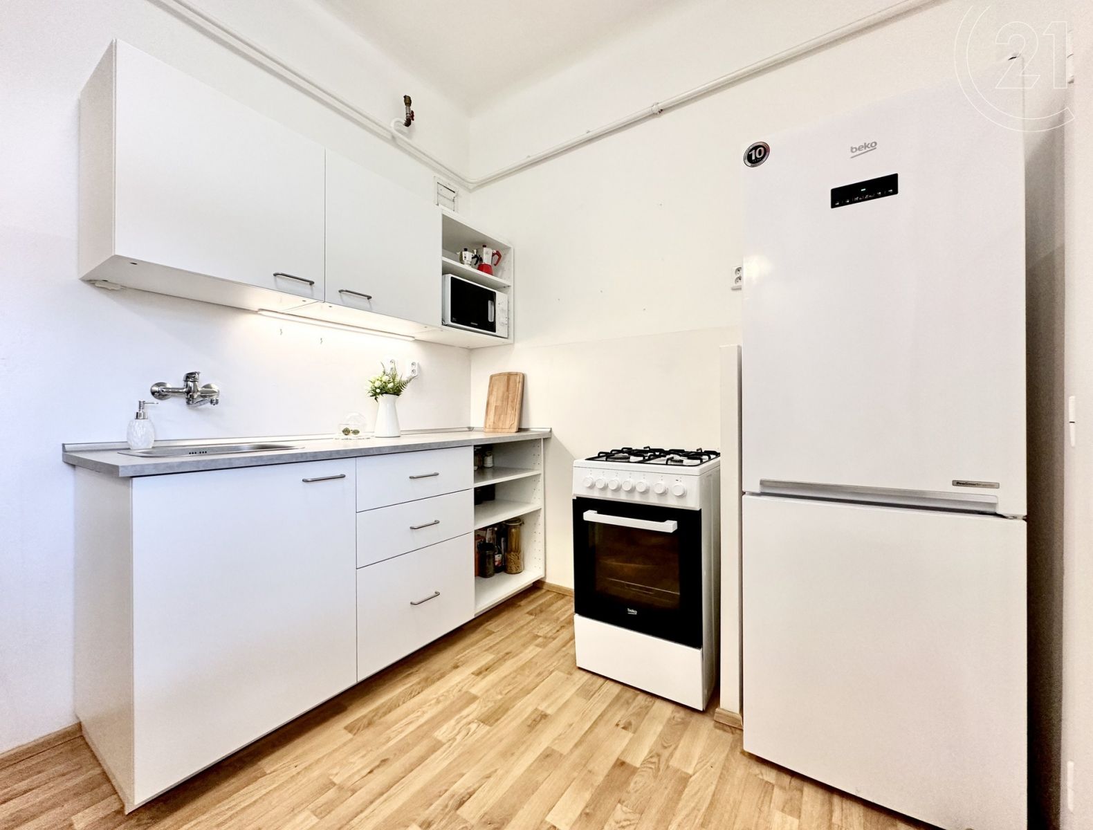 Pronájem bytu 2+1, 50 m2 - Brno - Černá Pole, obrázek č. 1