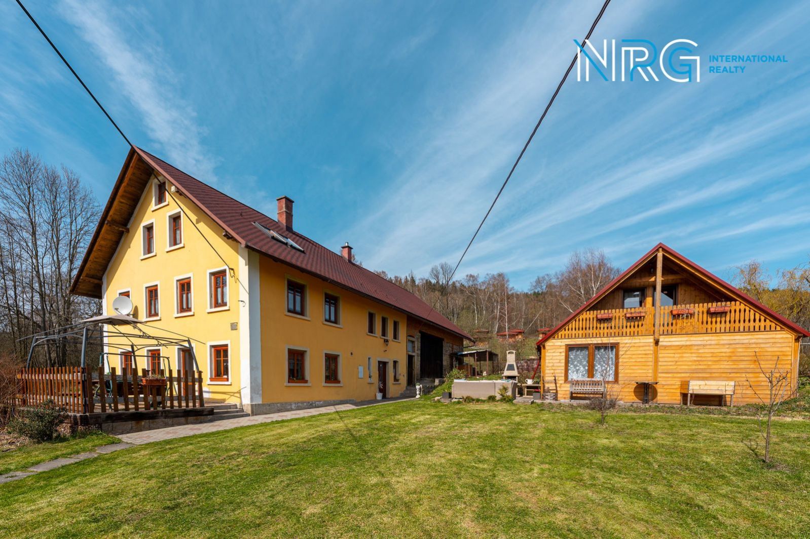 Prodej rodinného domu 422 m s pozemkem 3.581 m Heřmanice v Podještědí, obrázek č. 2
