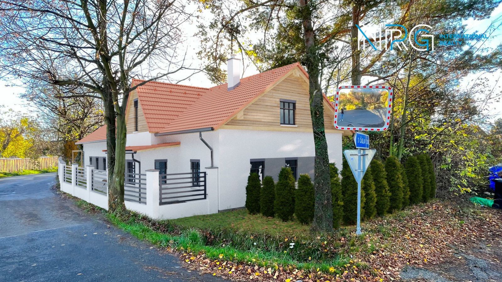 Prodej rodinného domu, 200 m2, Žáky, obrázek č. 2