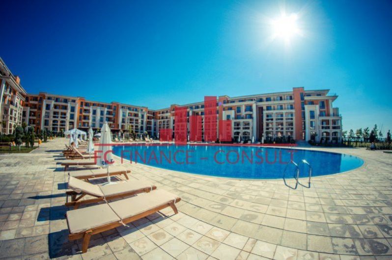 Luxusní apartmán 3+kk u moře a pláže s výhledem na moře, na bazén, Sveti Vlas, obrázek č. 1