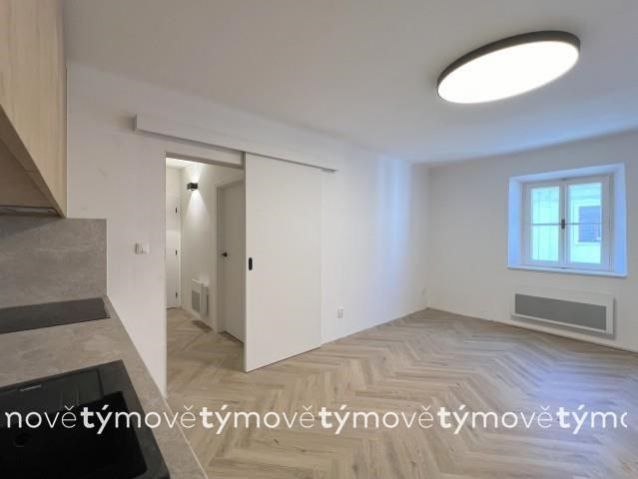 Pronájem nově vybudovaného bytu 2+KK ve 3. NP, 45,2 m2, Zámecká Pardubice, obrázek č. 3