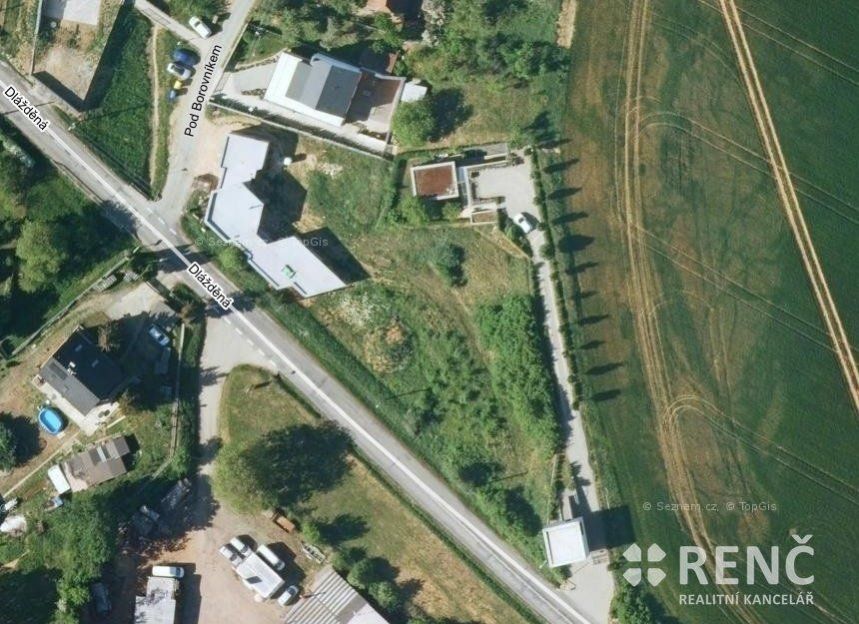 Prodej stavebního pozemku v Žebětíně o velikosti 1735 m2 na okraji obce pro výstavbu provozovny či R, obrázek č. 3