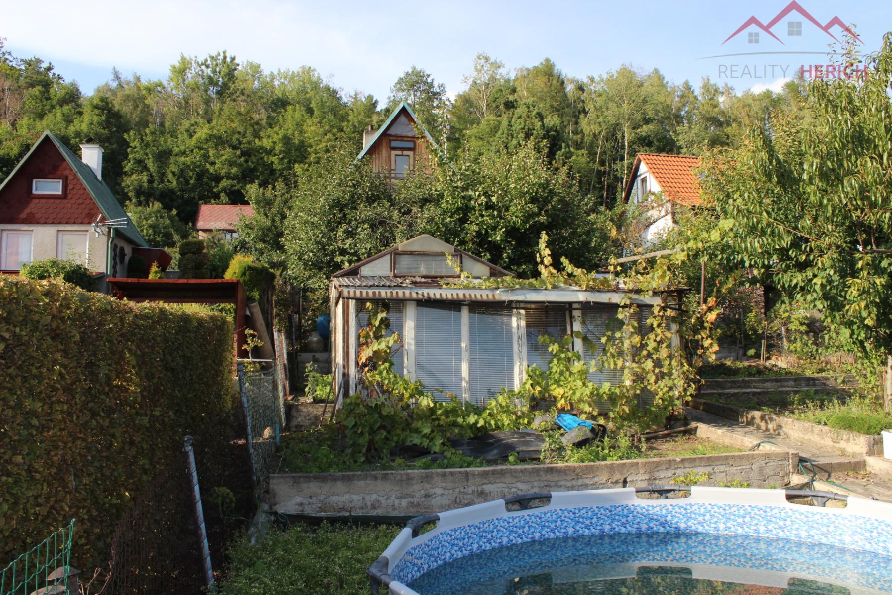 Prodej chaty se zahradou v zahrádkářské kolonii Lesní, 282 m2, Miřetice u Klášterce nad Ohří, obrázek č. 3