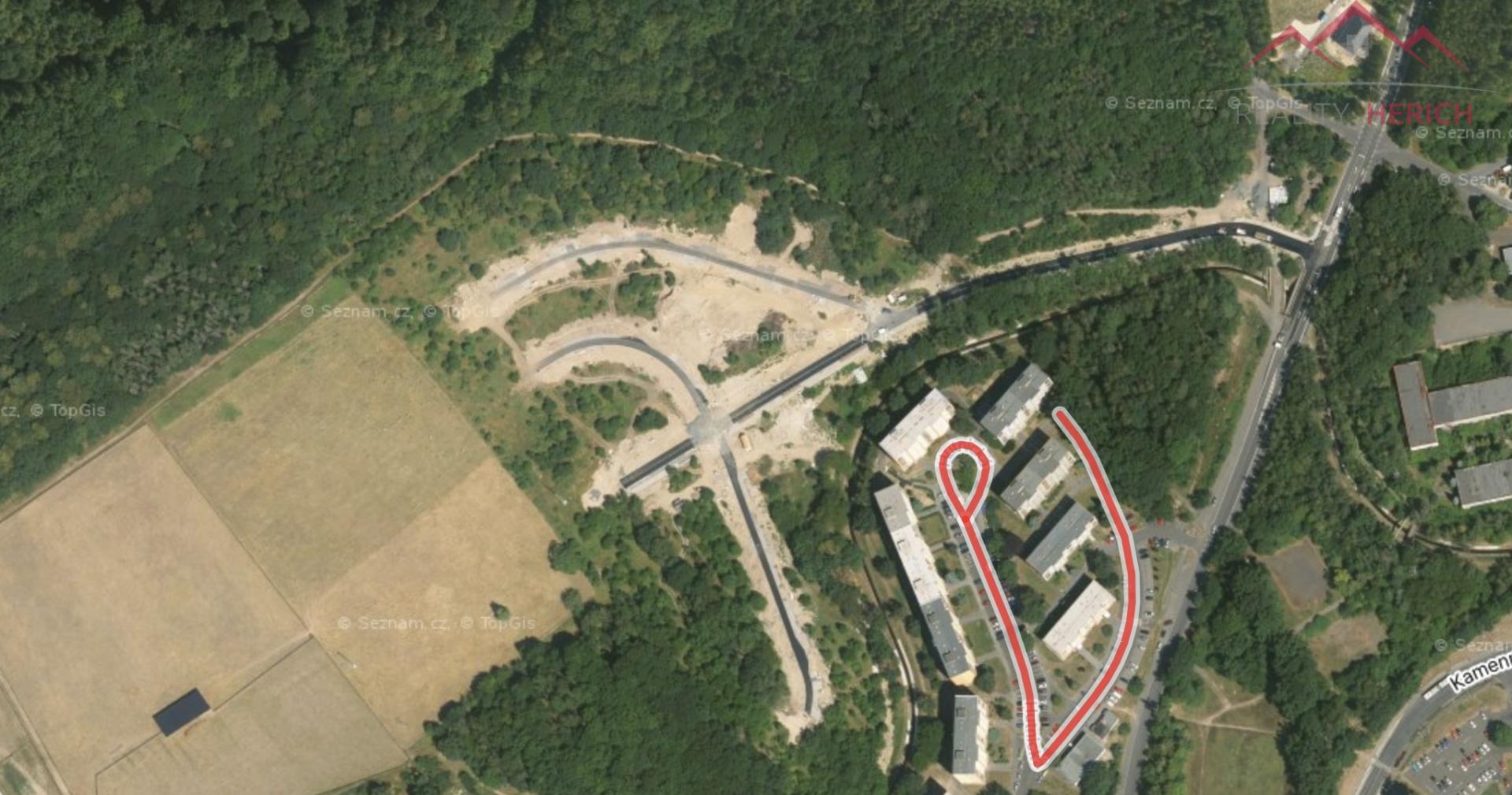 Prodej stavebního pozemku (1400 m2) Chomutov, obrázek č. 3