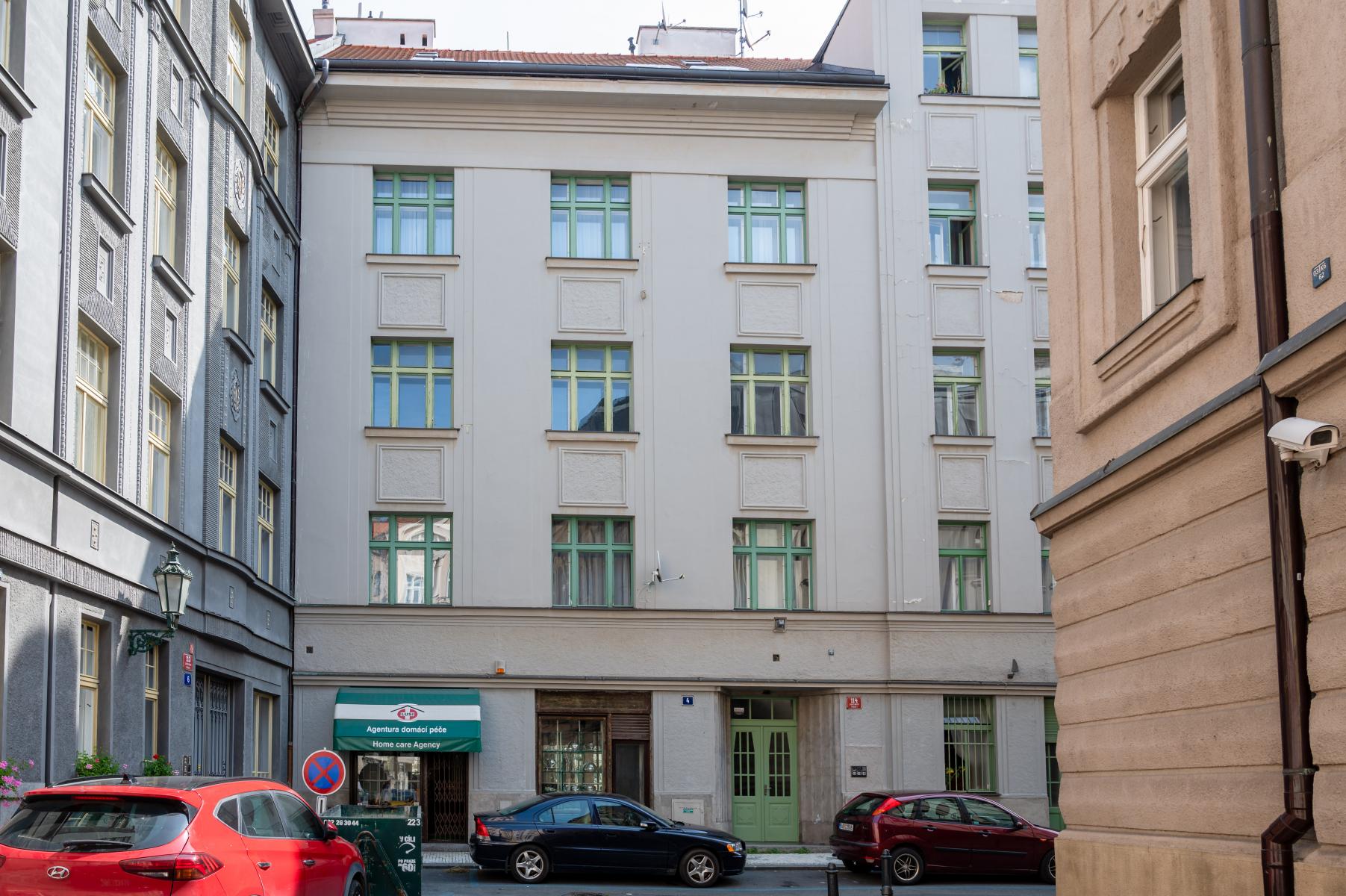 Prodej 3 bytů, U Staré školy, Praha 1, obrázek č.45