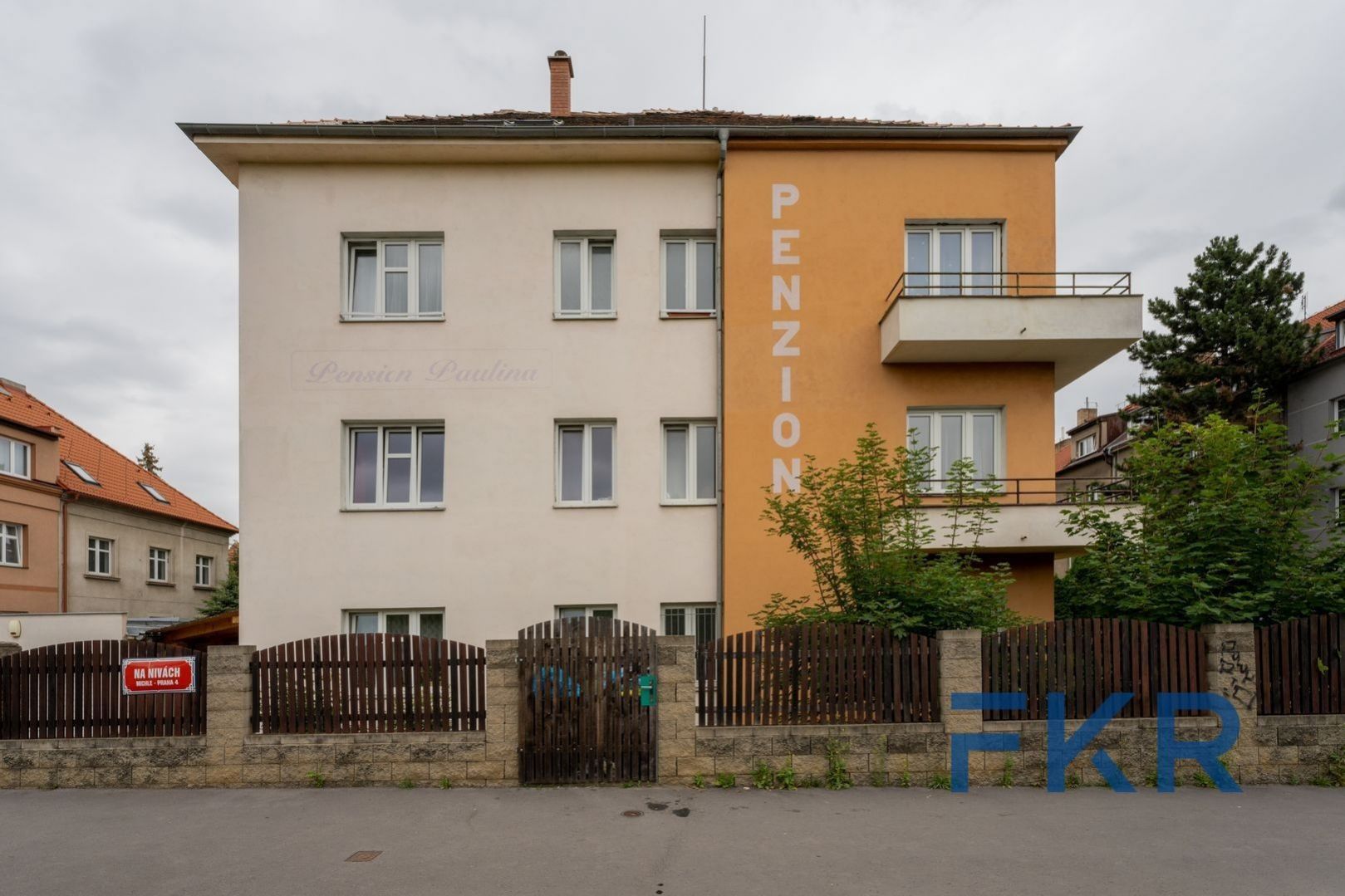 Prodej 1/2 domu u metra Kaceřov, obrázek č. 1