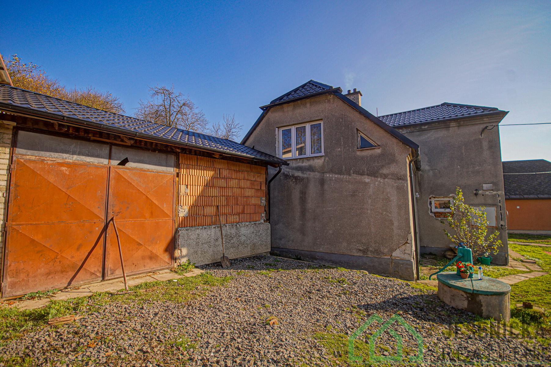 Dvougenerační rodinný dům se zahradou po rekonstrukci k prodeji v obci Lipinka, obrázek č. 3