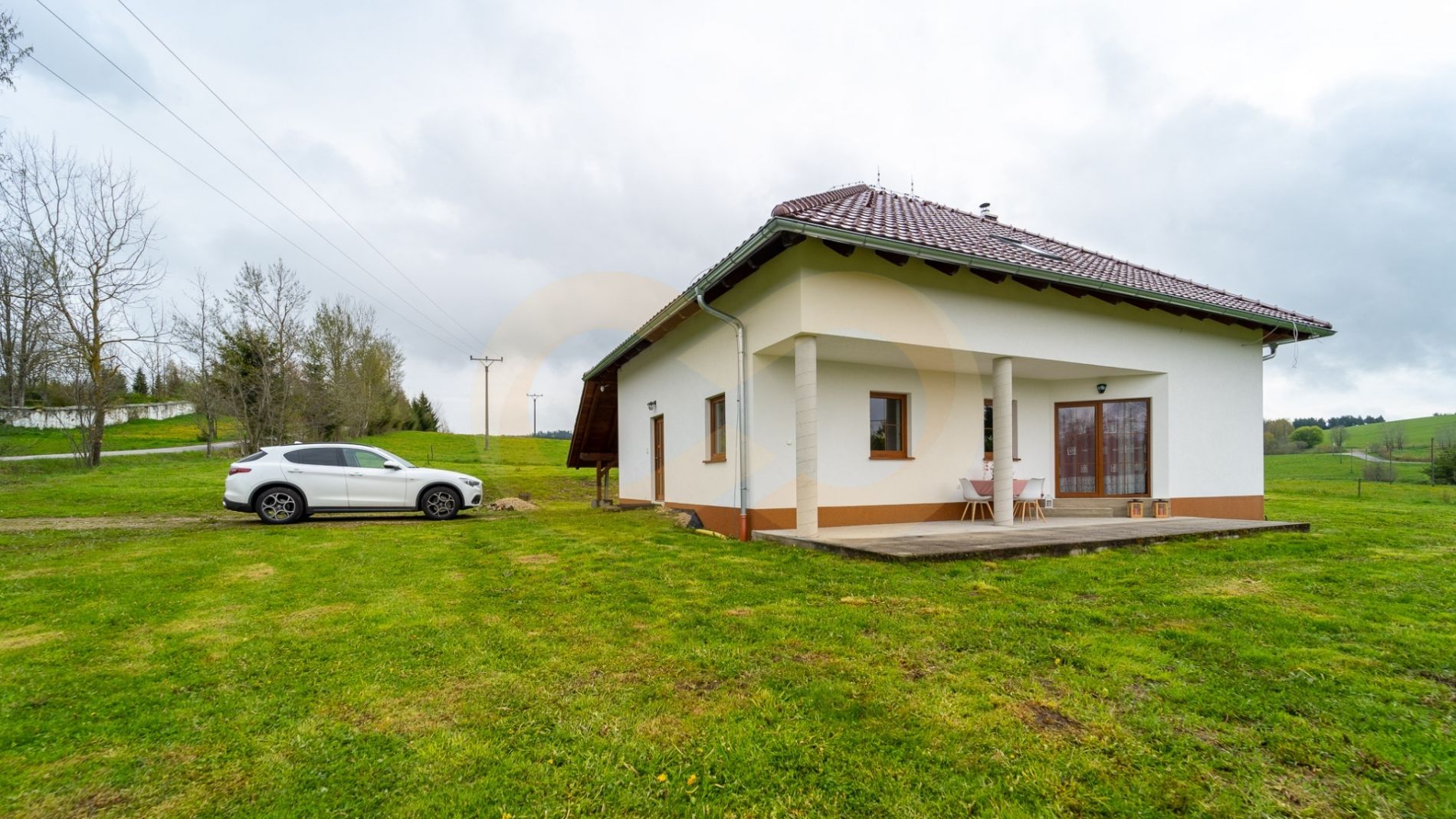 Prodej, rodinný dům, 220 m2, pozemek 2 500 m2 - Zbytiny 40, Prachatice, obrázek č. 1