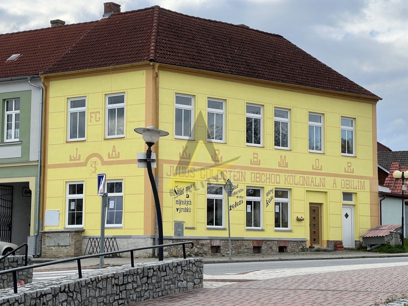 Prodej rodinného domu s obchodem v Ševětíně, obrázek č. 1