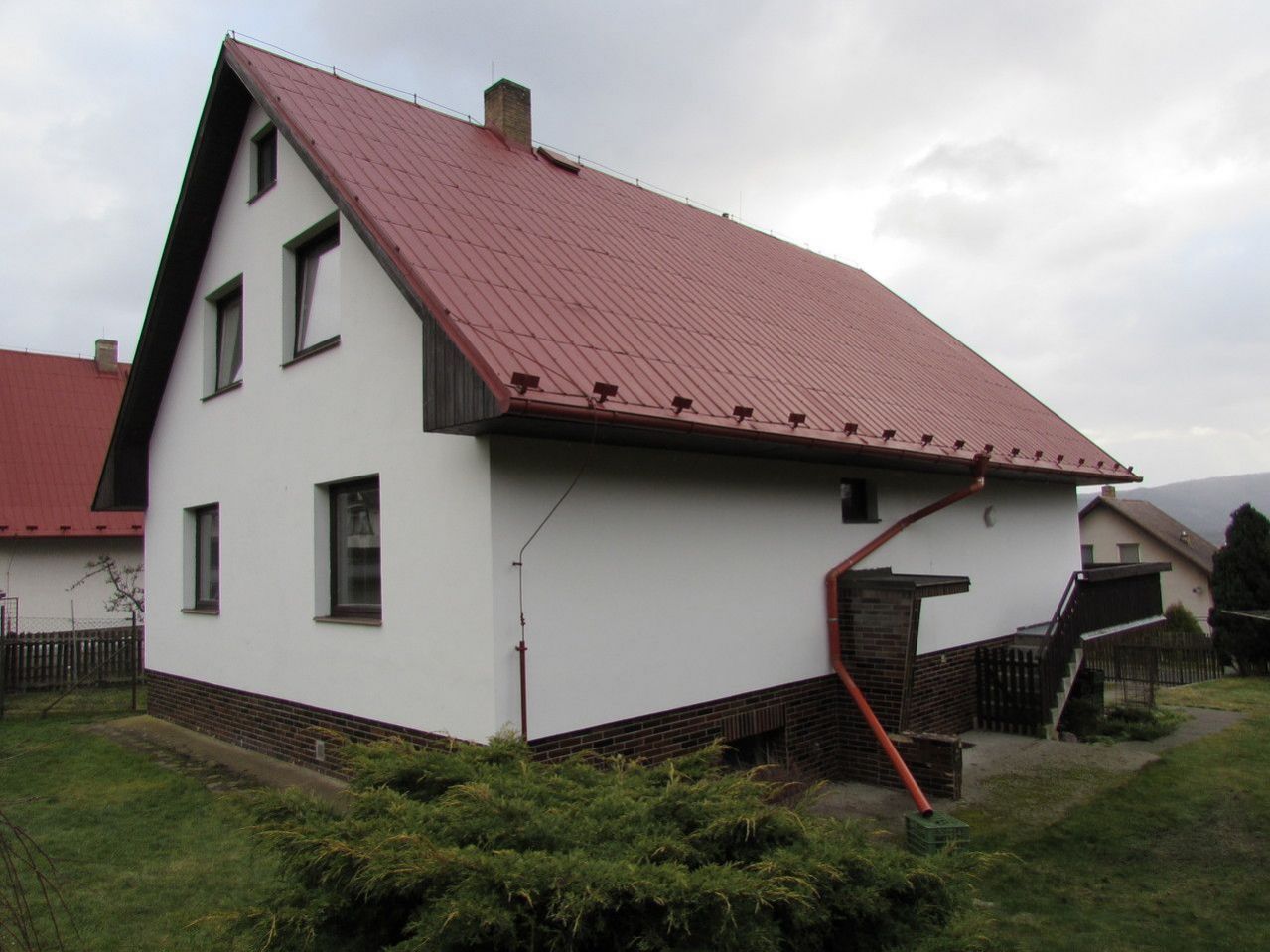 Rodinný dům 6+2 v obci Útočiště, Klášterec nad Ohří, obrázek č. 2