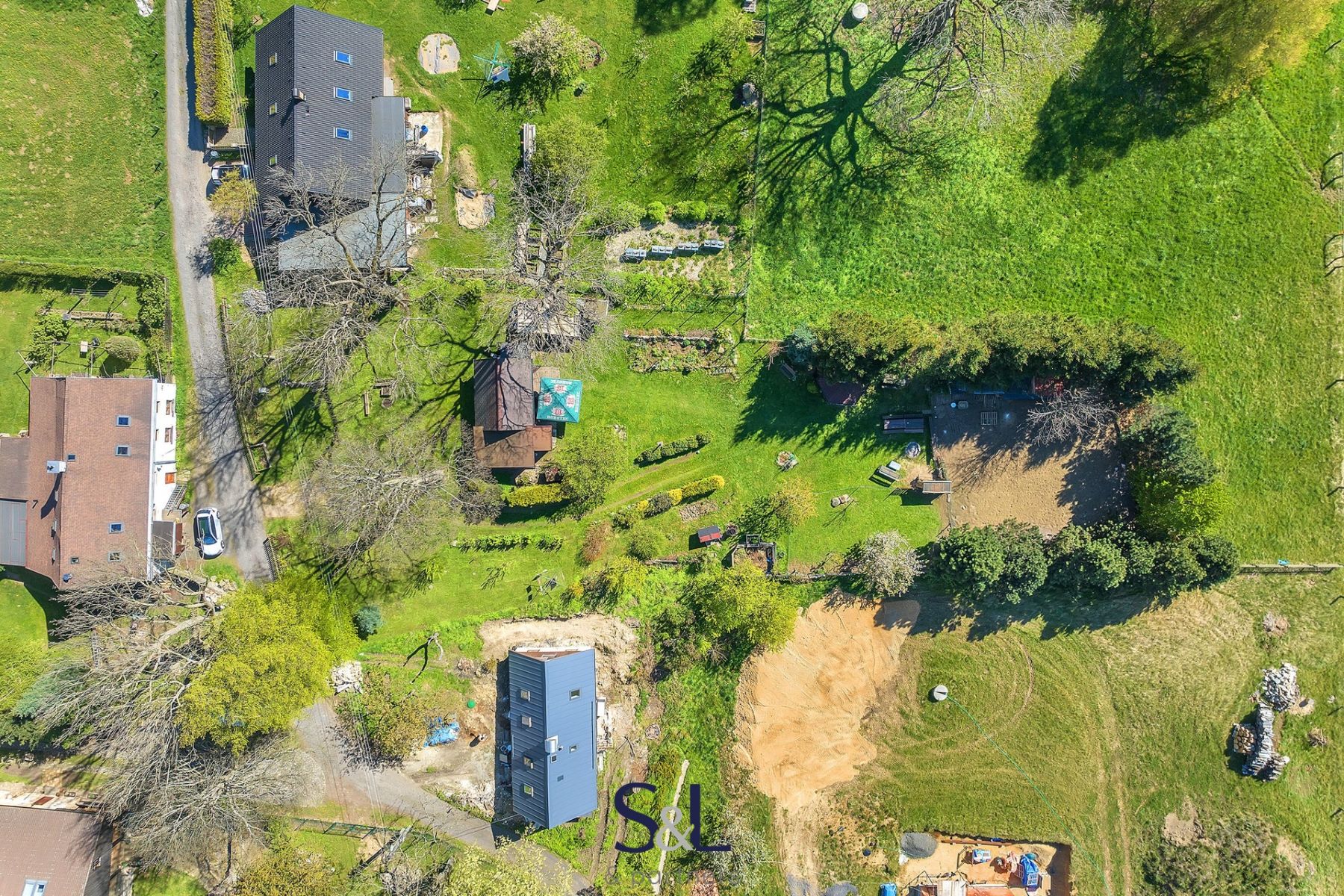Prodej pozemky pro bydlení s chatou, 1 930 m2 - Frýdlant - Albrechtice u Frýdlantu, obrázek č. 3