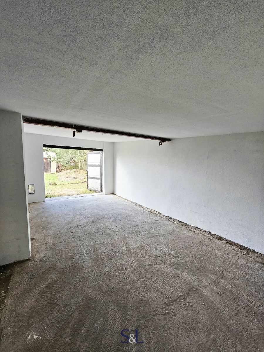 Prodej zrekonstruované garáže, 25 m2 - Kamenicky Šenov, obrázek č. 1