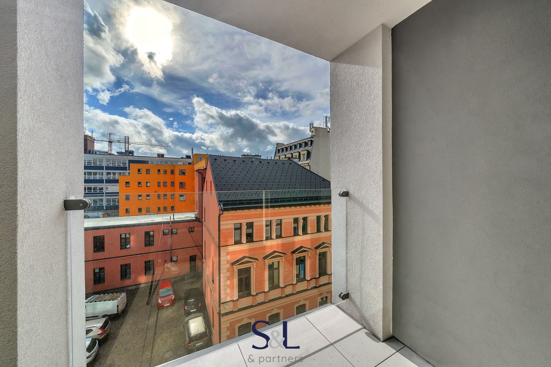 Prodej byty 4+kk, 4. podlaží, lodžie, jedno parkovací místo, 101.4 m2 - Liberec I-Staré Město, Rezid, obrázek č. 3