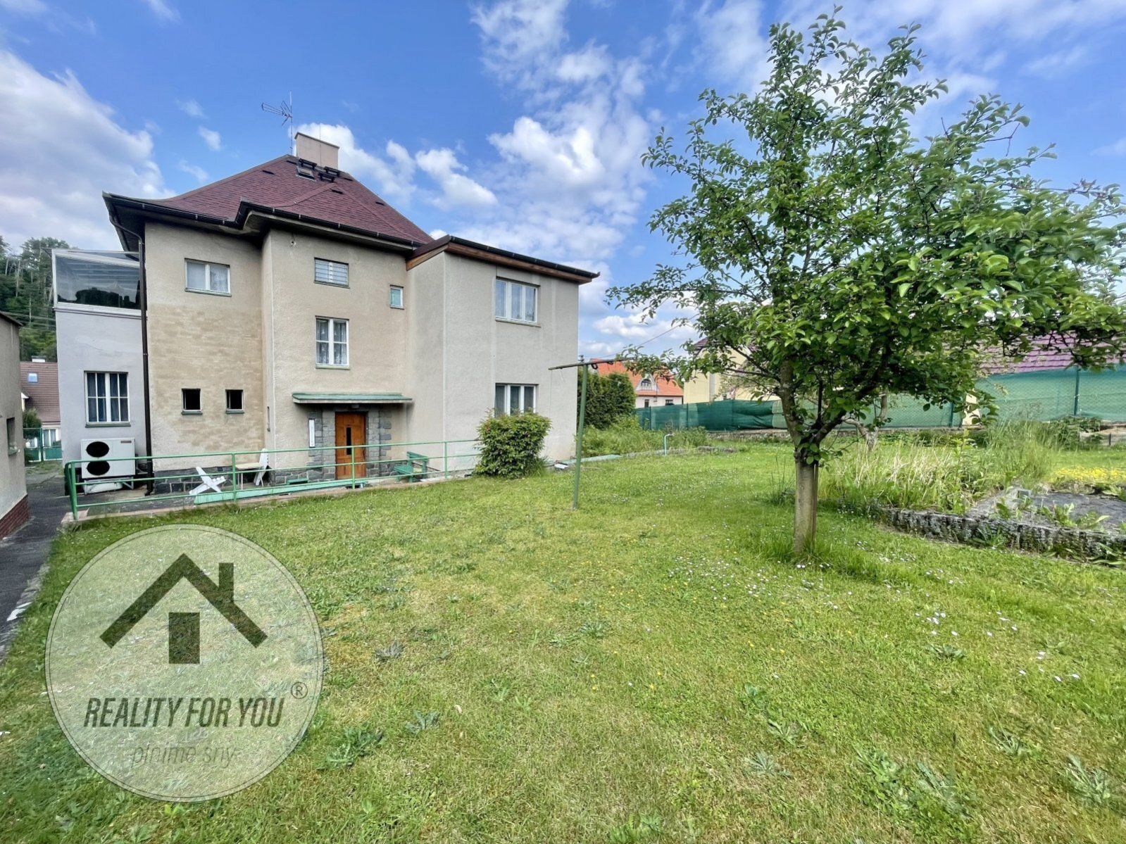 Prodej rodinného domu 255 m2, pozemek 948 m2, Hvězdonice, okres Benešov, obrázek č. 2