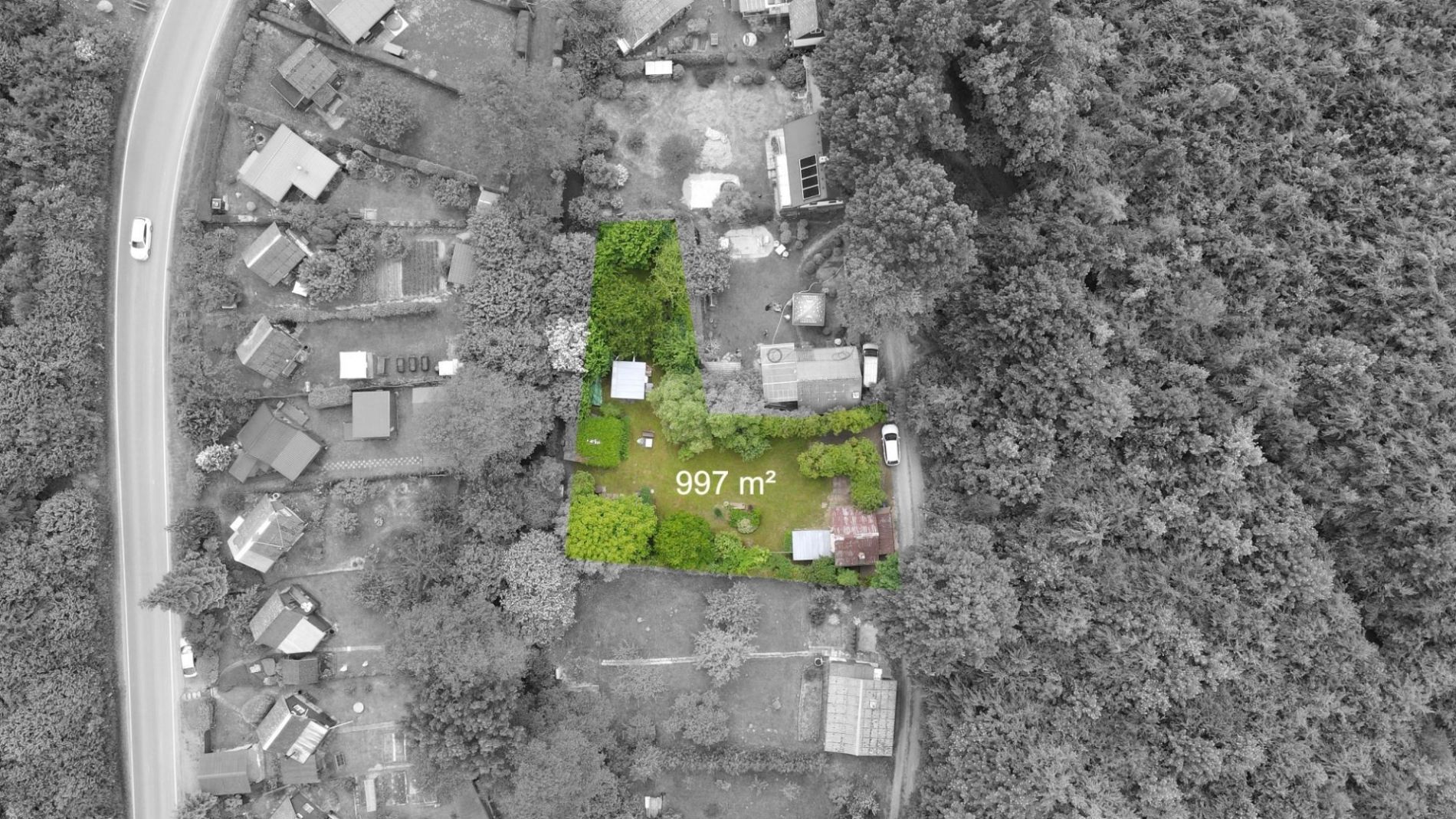 Prodej krásného pozemku s několika jednoduchými stavbami, 1.025 m, Nový Malín, obrázek č. 3